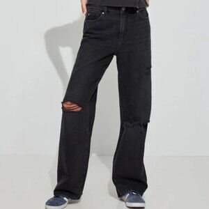 garage wide leg jean in "black destructed" ♡ like new